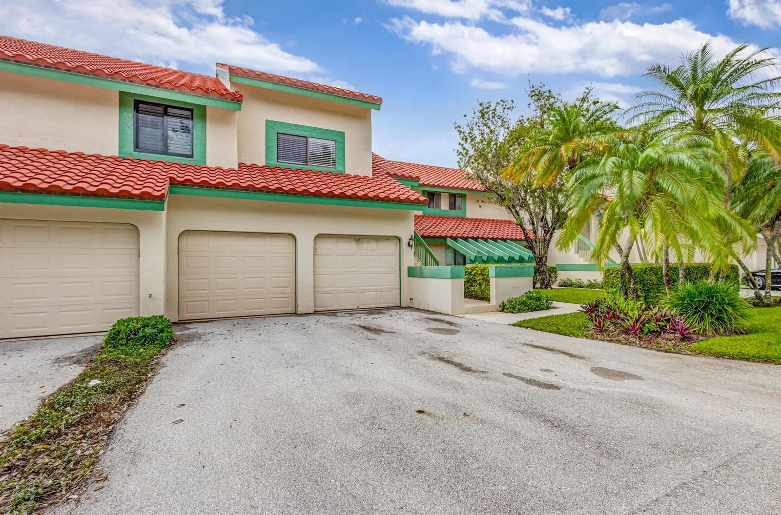 13 Lexington Lane E # F, Palm Beach Gardens, FL 33418 photo 2