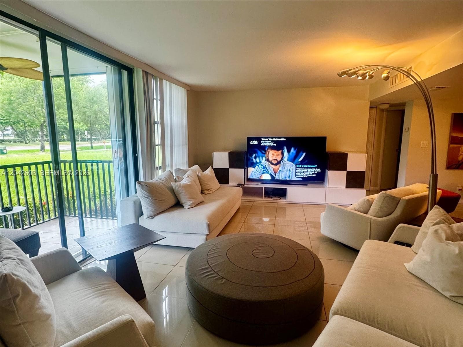 3475 N Country Club Dr # 105, Aventura, FL 33180 photo 2