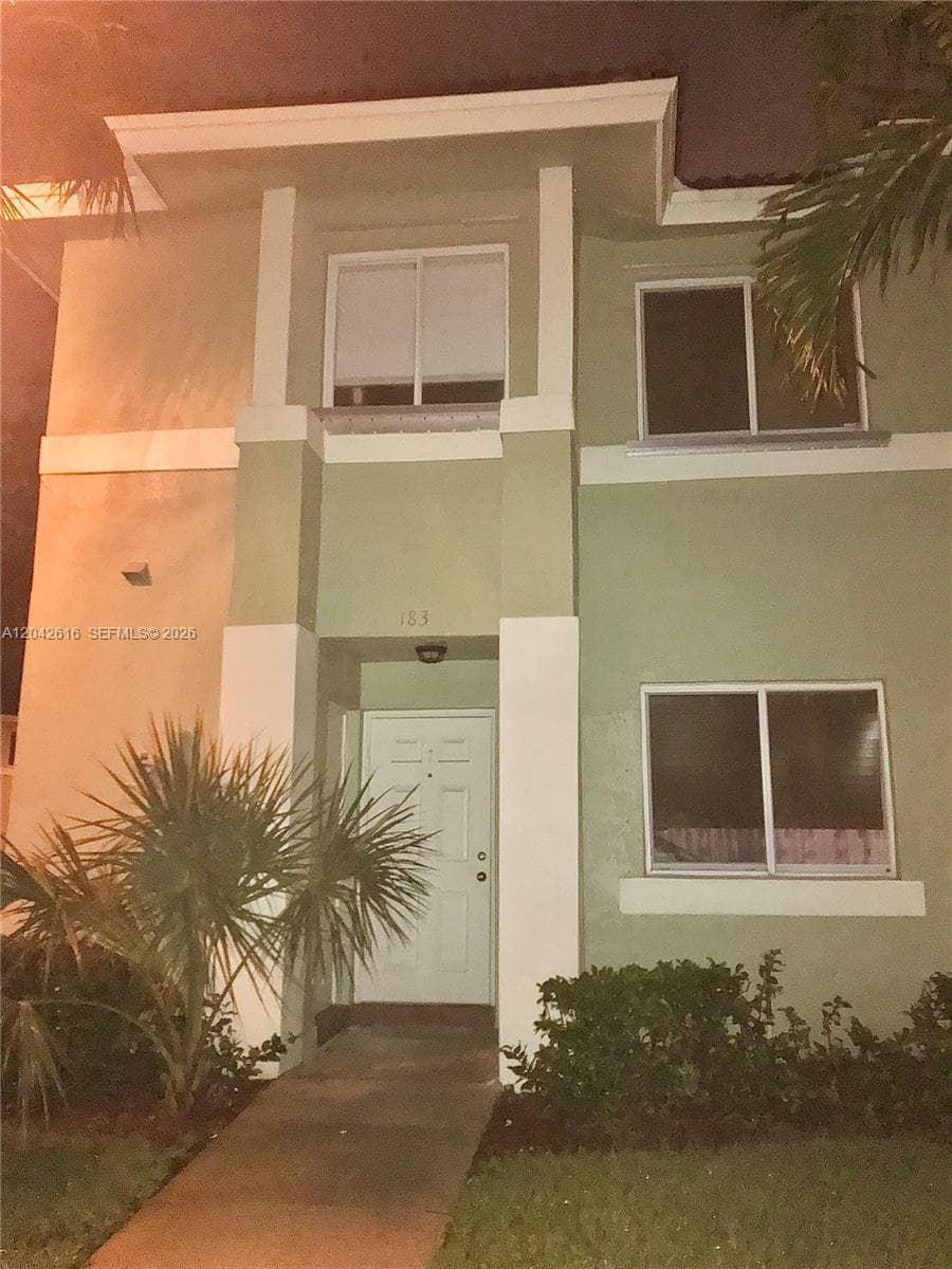 183 Hidden Ct Rd # F-33, Hollywood, FL 33023 photo 4