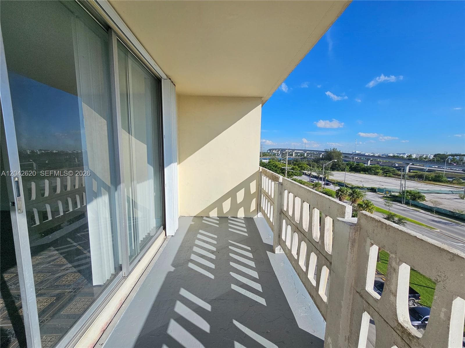 15600 NW 7th Ave # 704, Miami, FL 33169 photo 4