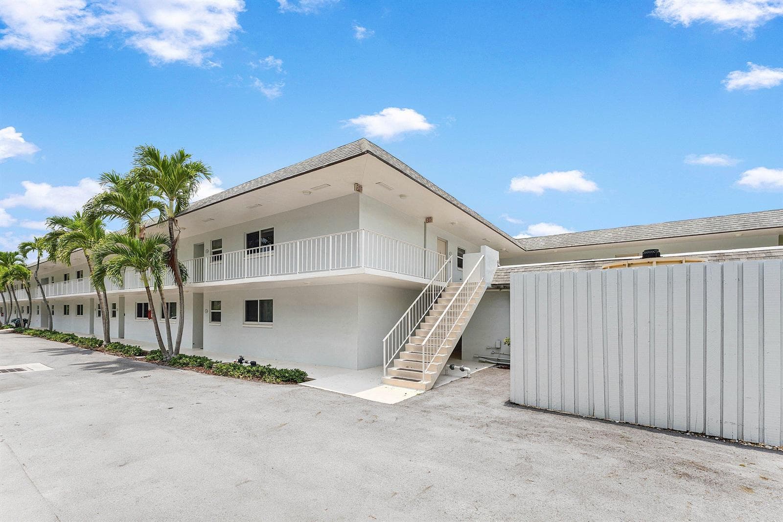207 Tropic Isle Drive # 2050, Delray Beach, FL 33483 photo 2