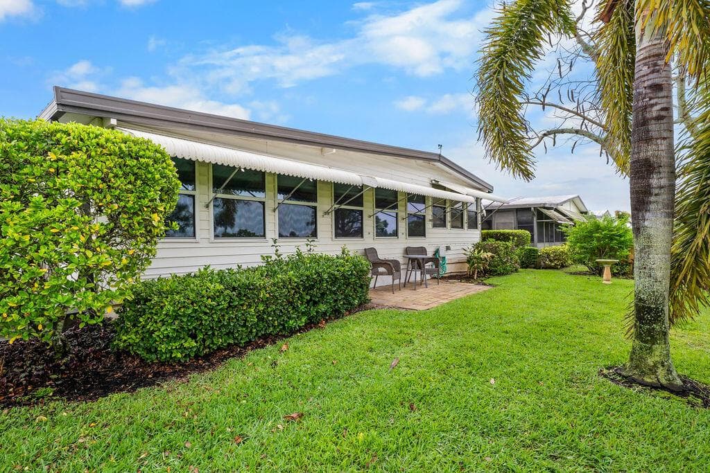 7894 SE Saratoga Drive E, Hobe Sound, FL 33455 photo 5