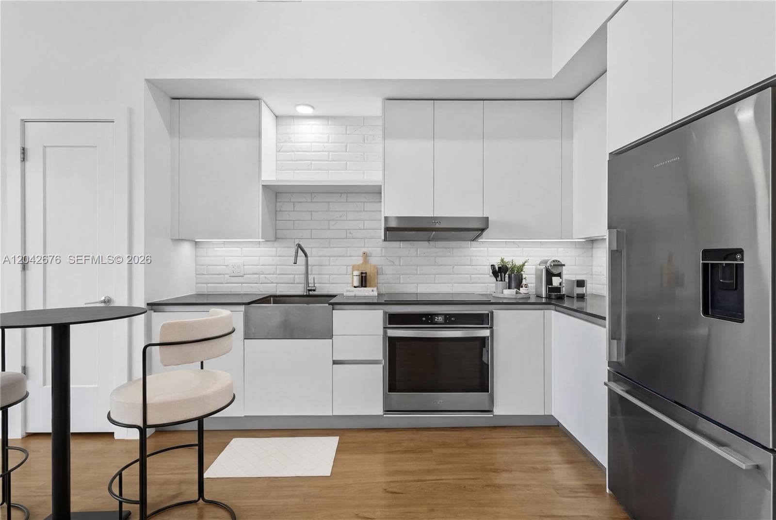 650 NE 2nd Ave # 3504, Miami, FL 33132 photo 5