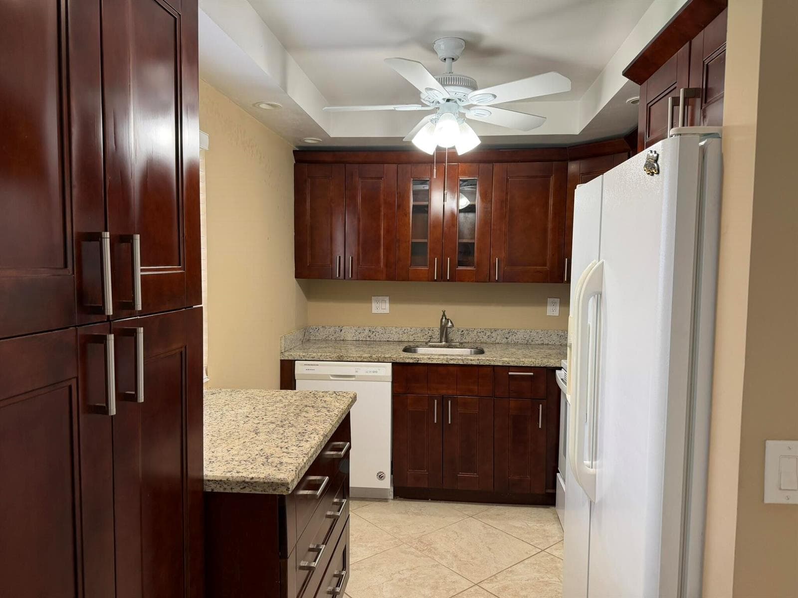 119 Burgundy C, Delray Beach, FL 33484 photo 2