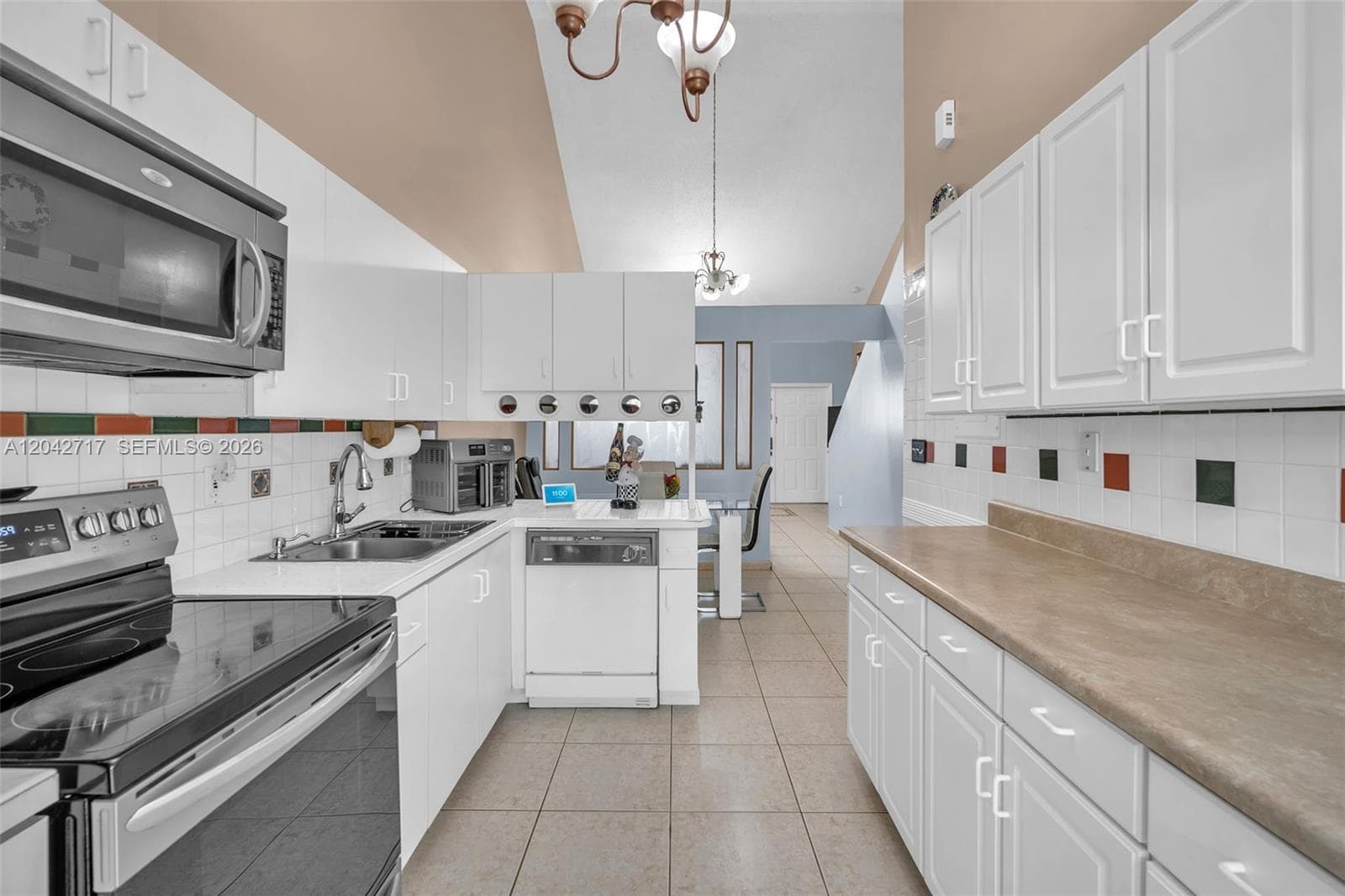 9018 NW 120th St # 133, Hialeah Gardens, FL 33018 photo 2
