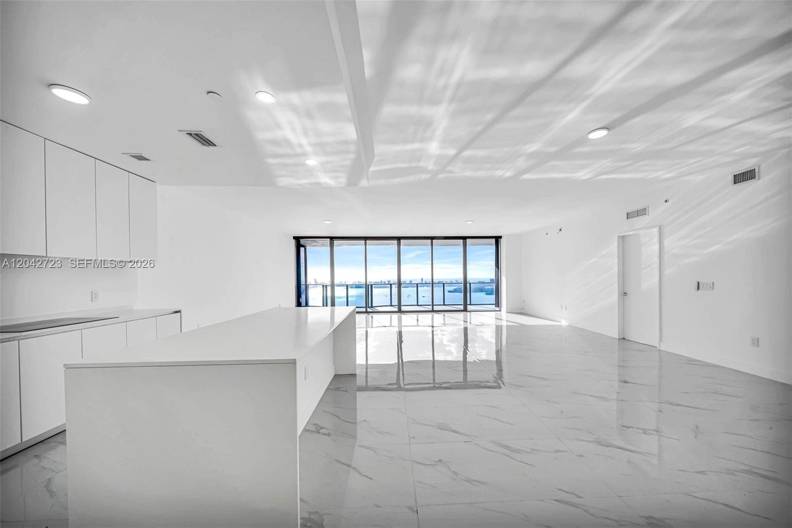 700 NE 24th St # 4702, Miami, FL 33137 photo 5