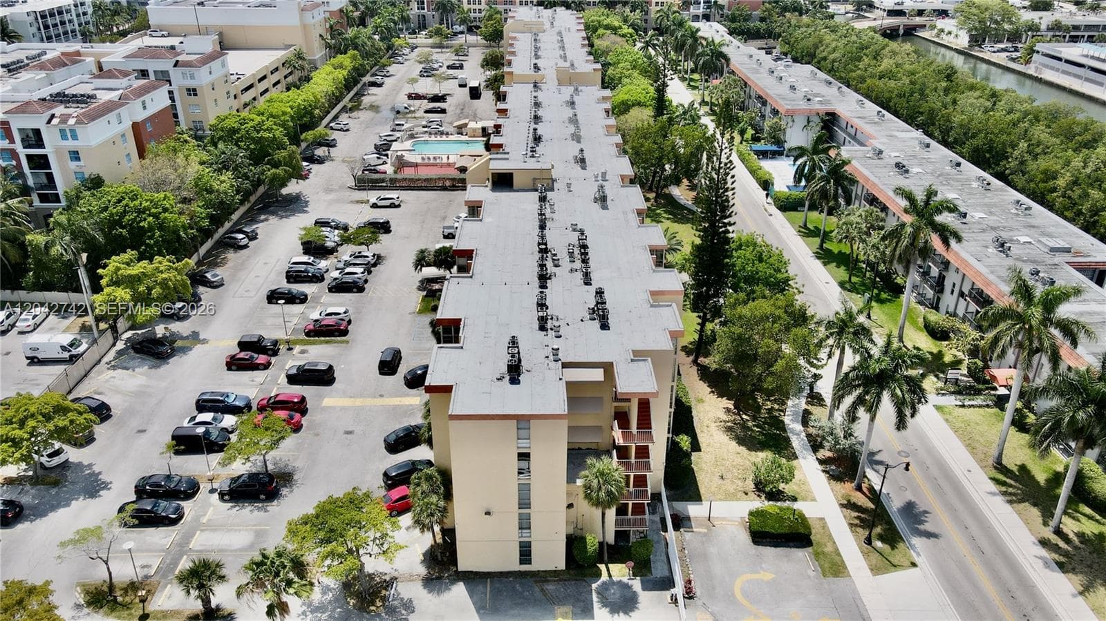 200 172nd St # 114, Sunny Isles Beach, FL 33160 photo 5
