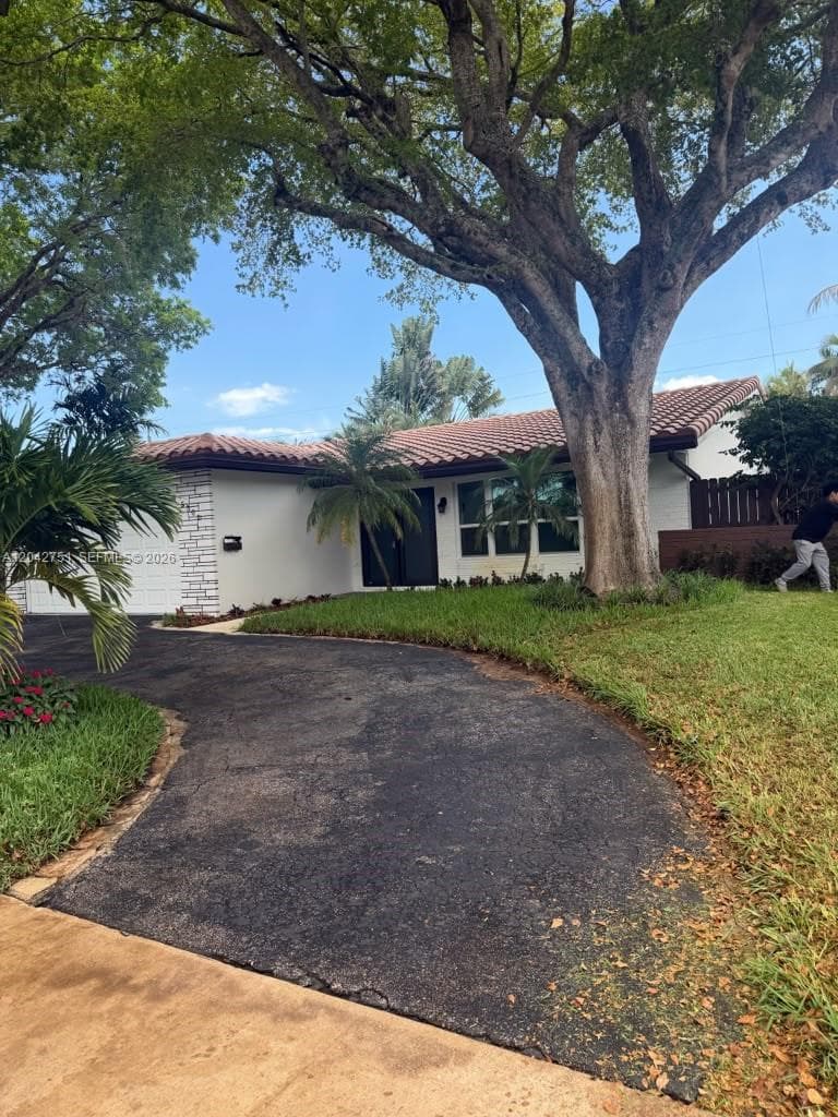 5300 Adams St, Hollywood, FL 33021 photo 3