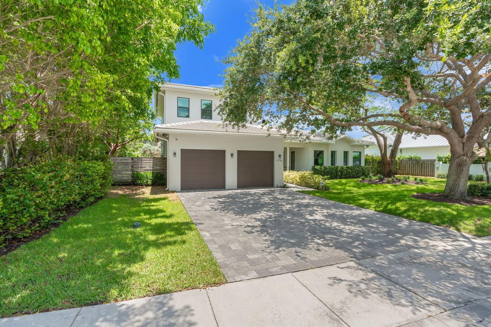 1716 Middle River Drive, Fort Lauderdale, FL 33305 photo 2