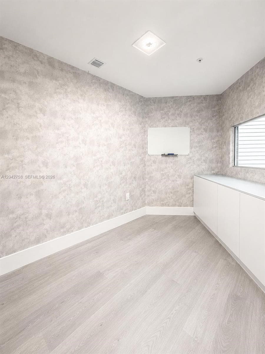 9450 NW 58th St, Doral, FL 33178 photo 5