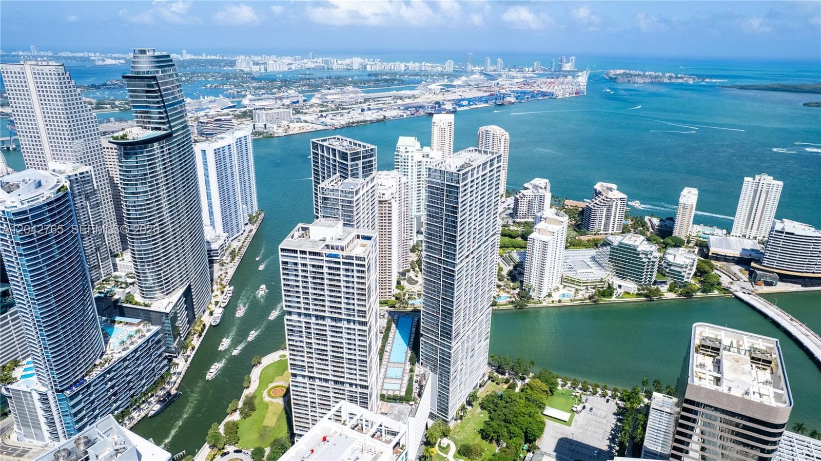 495 Brickell Ave # 4609, Miami, FL 33131 photo 2