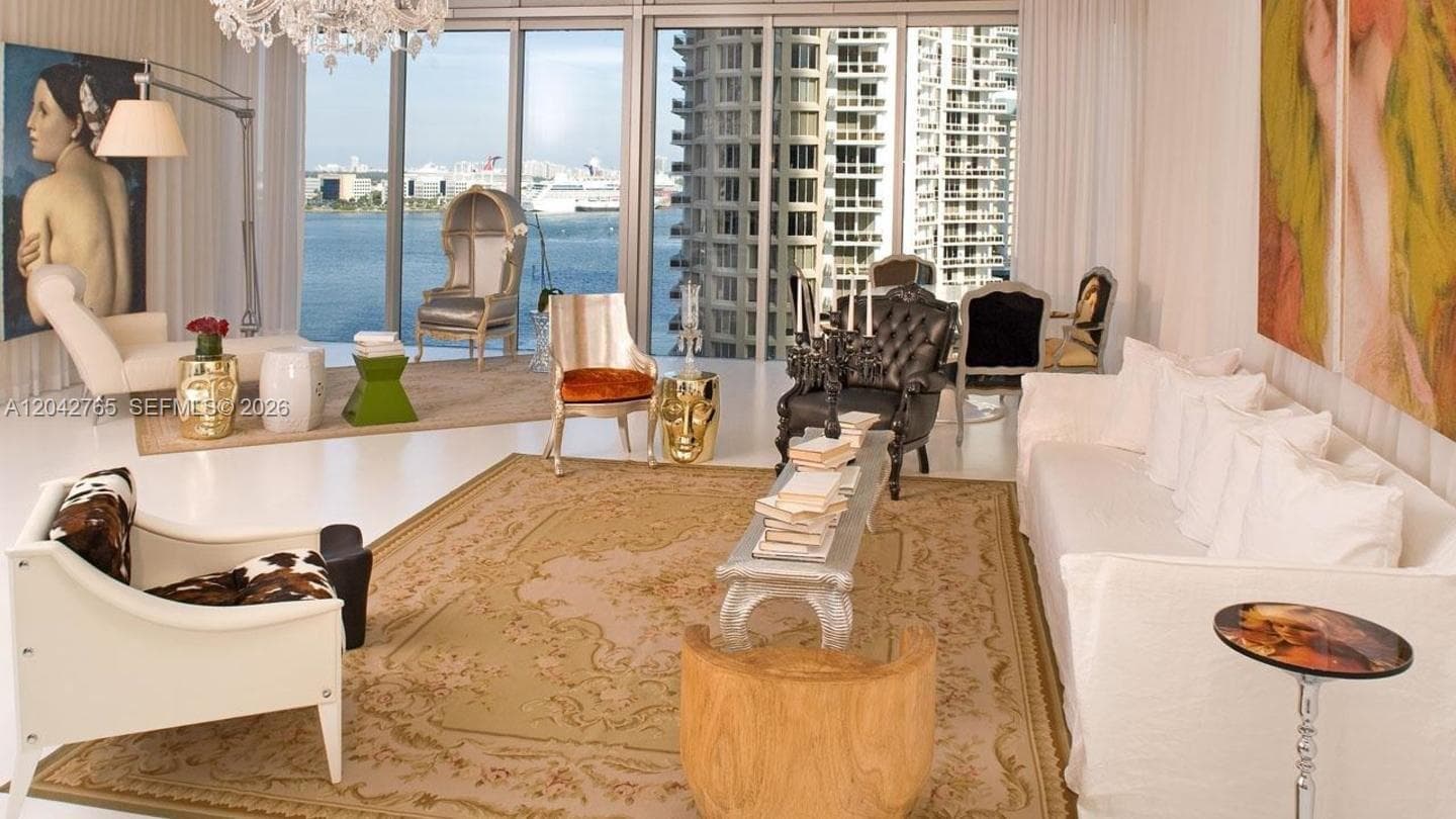 495 Brickell Ave # 4609, Miami, FL 33131 photo 3