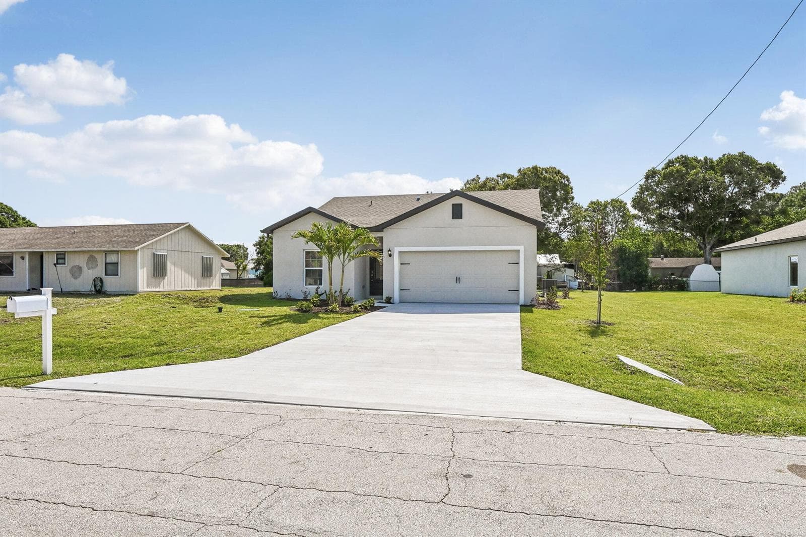 5200 Hickory Drive, Fort Pierce, FL 34982 photo 4