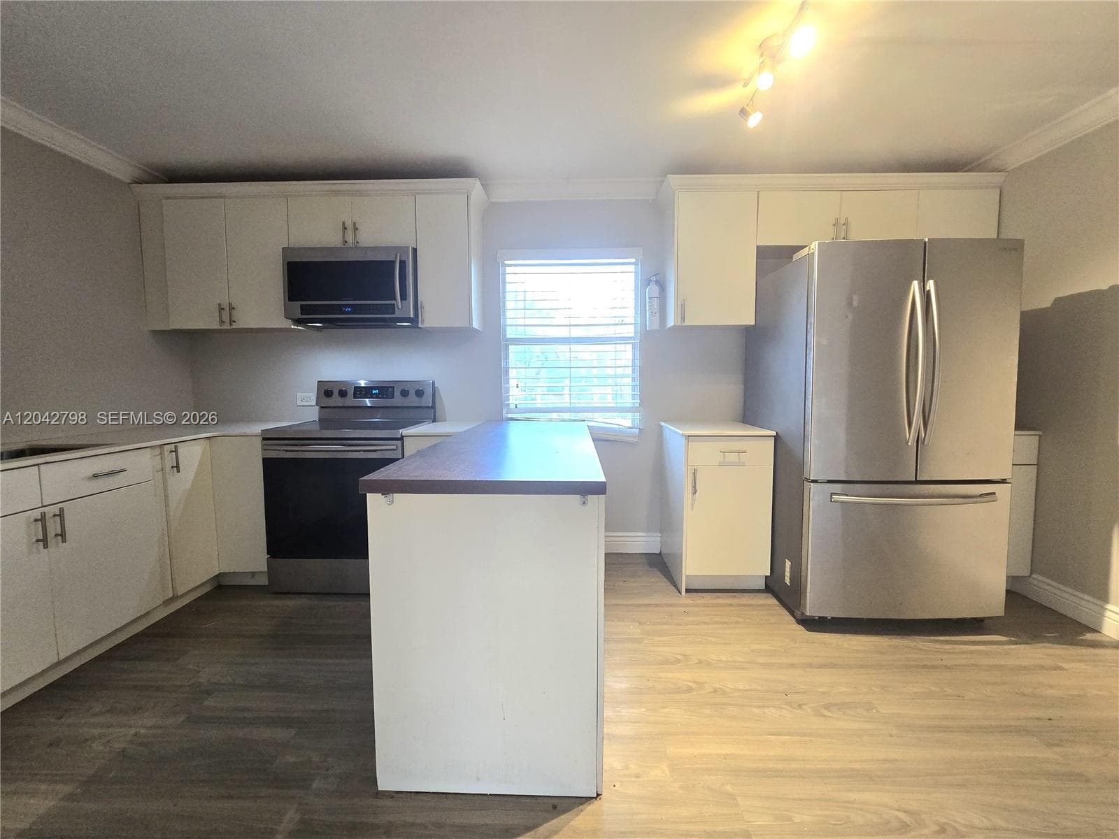 914 SW 8th Avenue # 57, Gainesville, FL 32601 photo 3