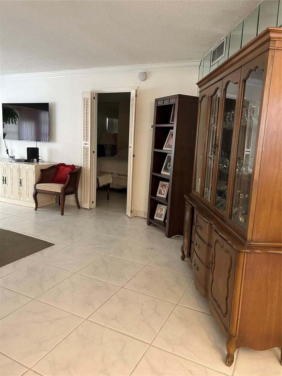 4090 NW 42nd Avenue # 105, Lauderdale Lakes, FL 33319 photo 4