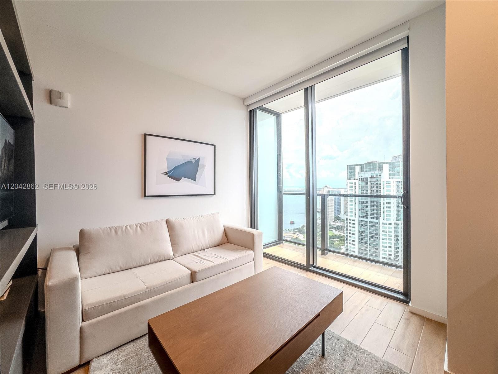 398 NE 5th St # 4316, Miami, FL 33132 photo 4