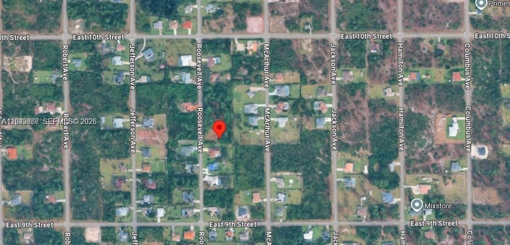 910 Roosevelt Ave, Lehigh Acres, FL 33936 photo 2