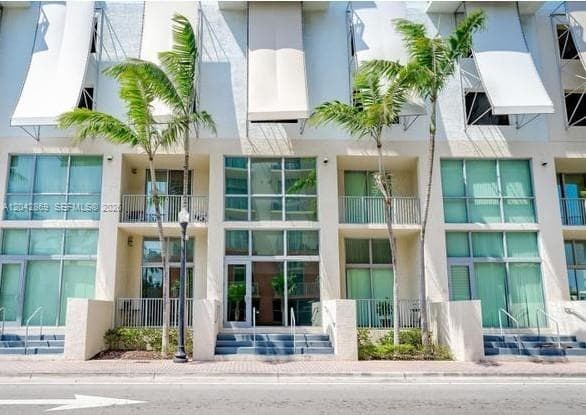 140 S Dixie Hwy # TH104, Hollywood, FL 33020 photo 2