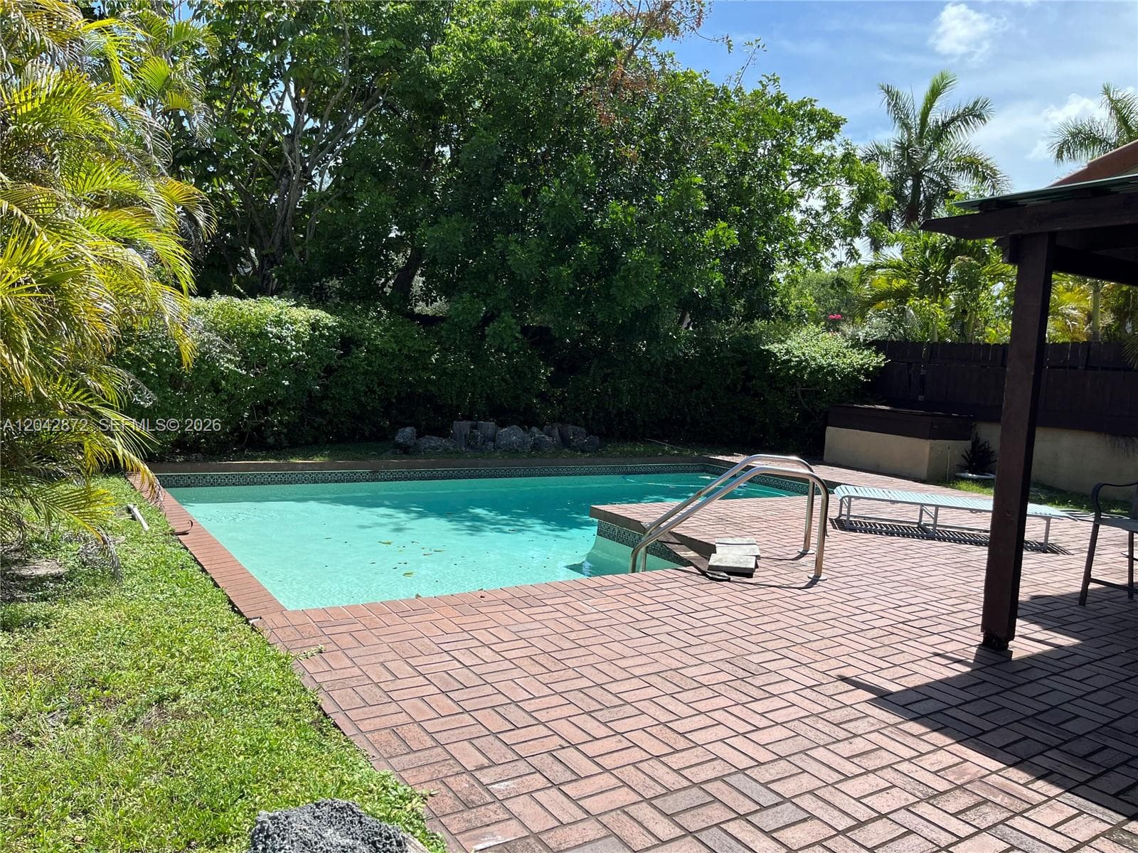 1020 NE 202nd Ter, Miami, FL 33179 photo 2