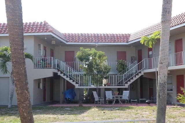 1798 NW 15th Vista # 7, Boca Raton, FL 33432 photo 2