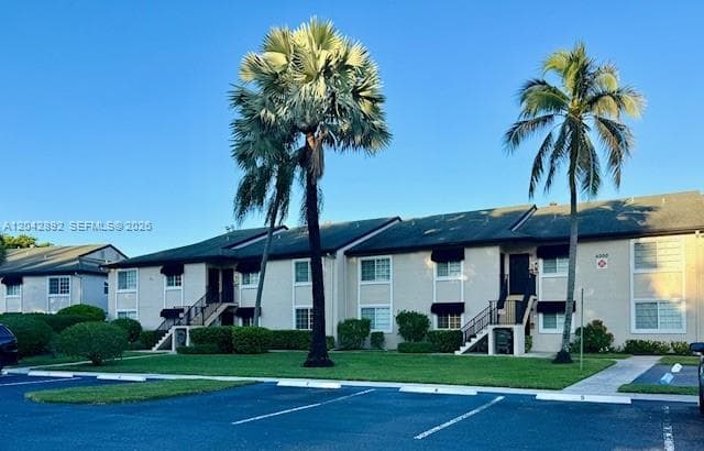 4000 Crystal Lake Dr # 112, Deerfield Beach, FL 33064 photo 2