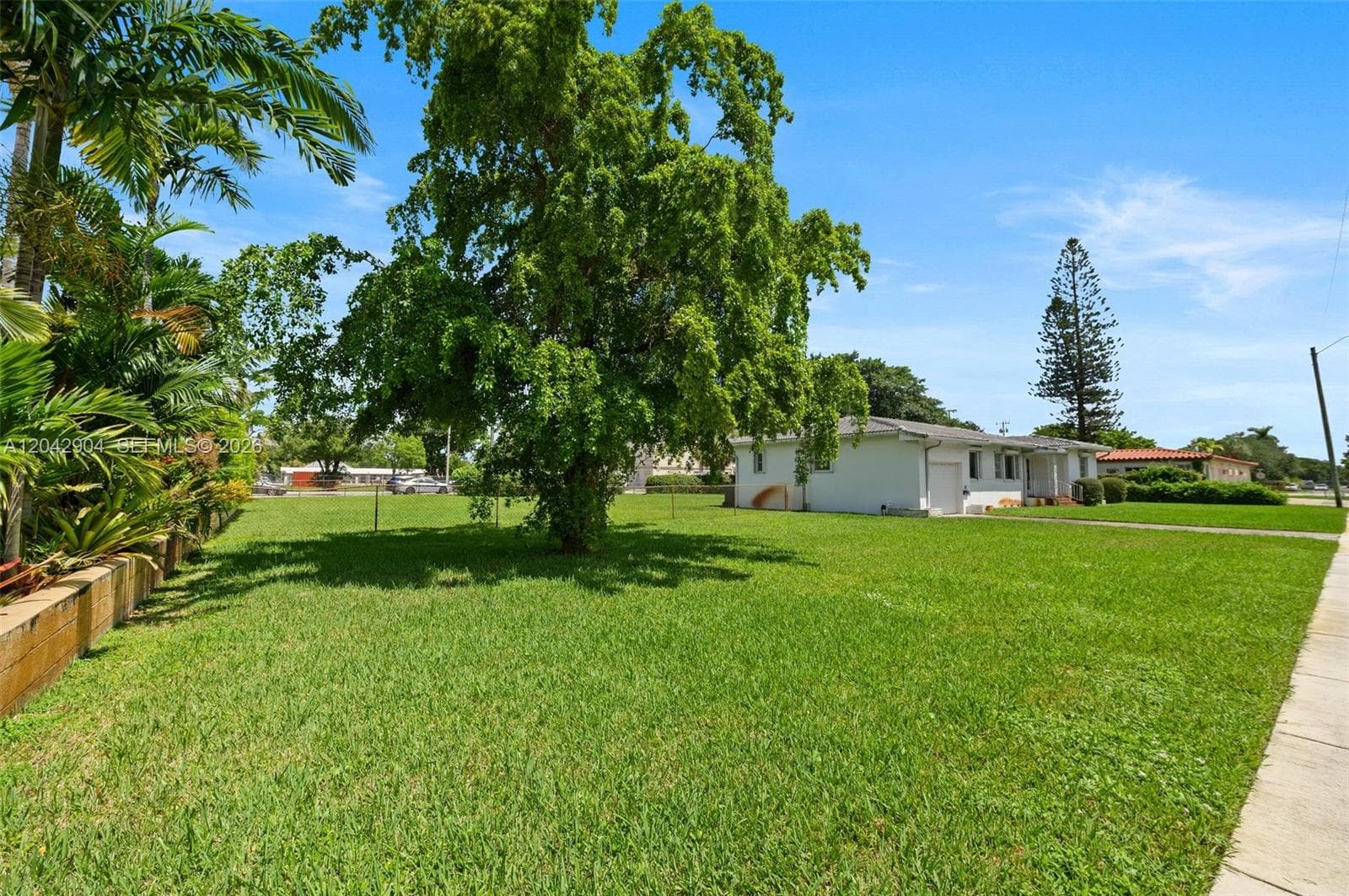 20 SW 4th St, Dania Beach, FL 33004 photo 4