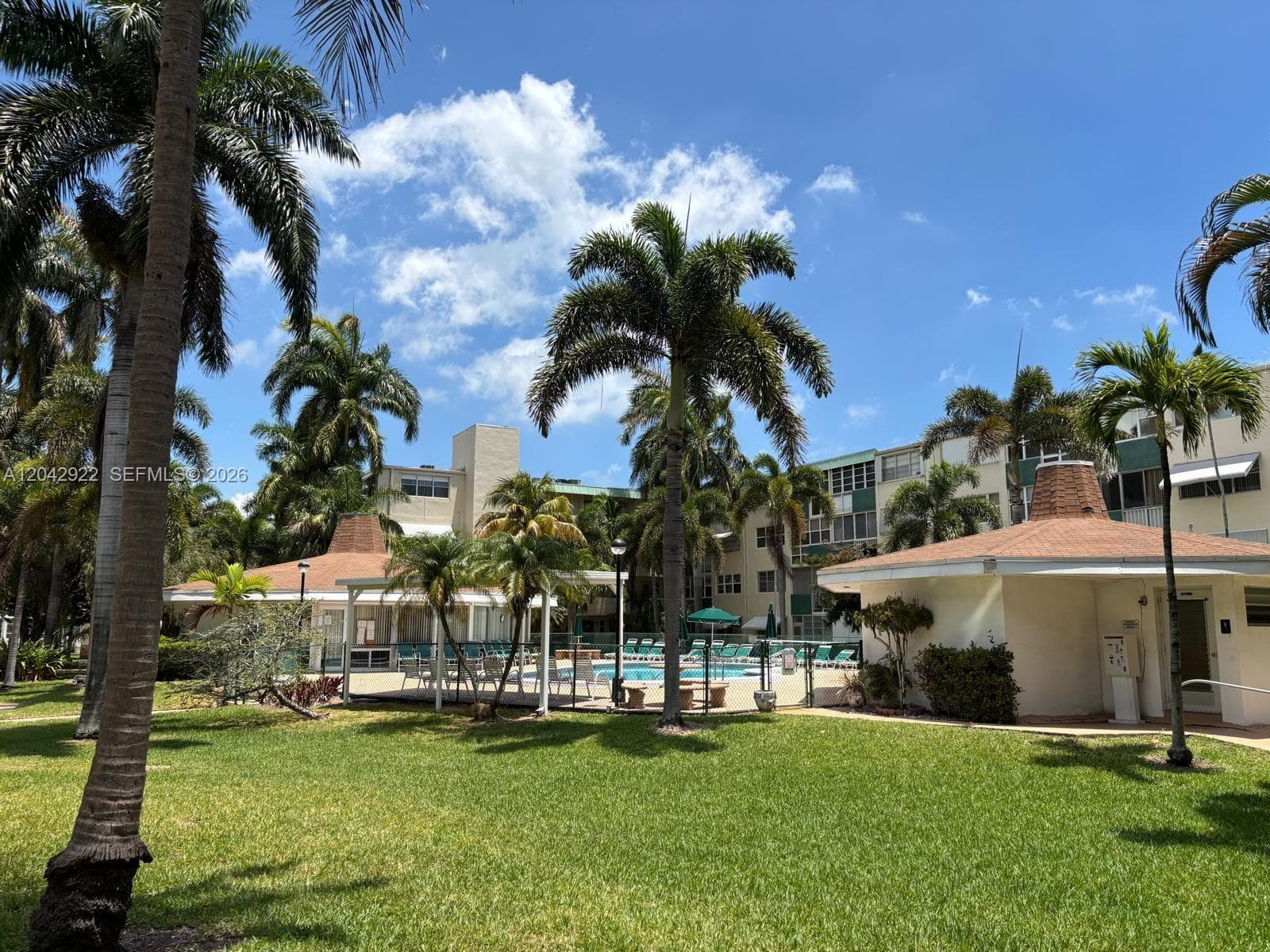 1333 E Hallandale Beach Blvd # 134, Hallandale Beach, FL 33009 photo 3