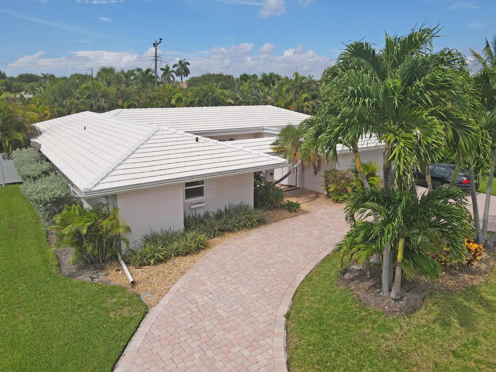 1211 Bimini Lane, Riviera Beach, FL 33404 photo 3