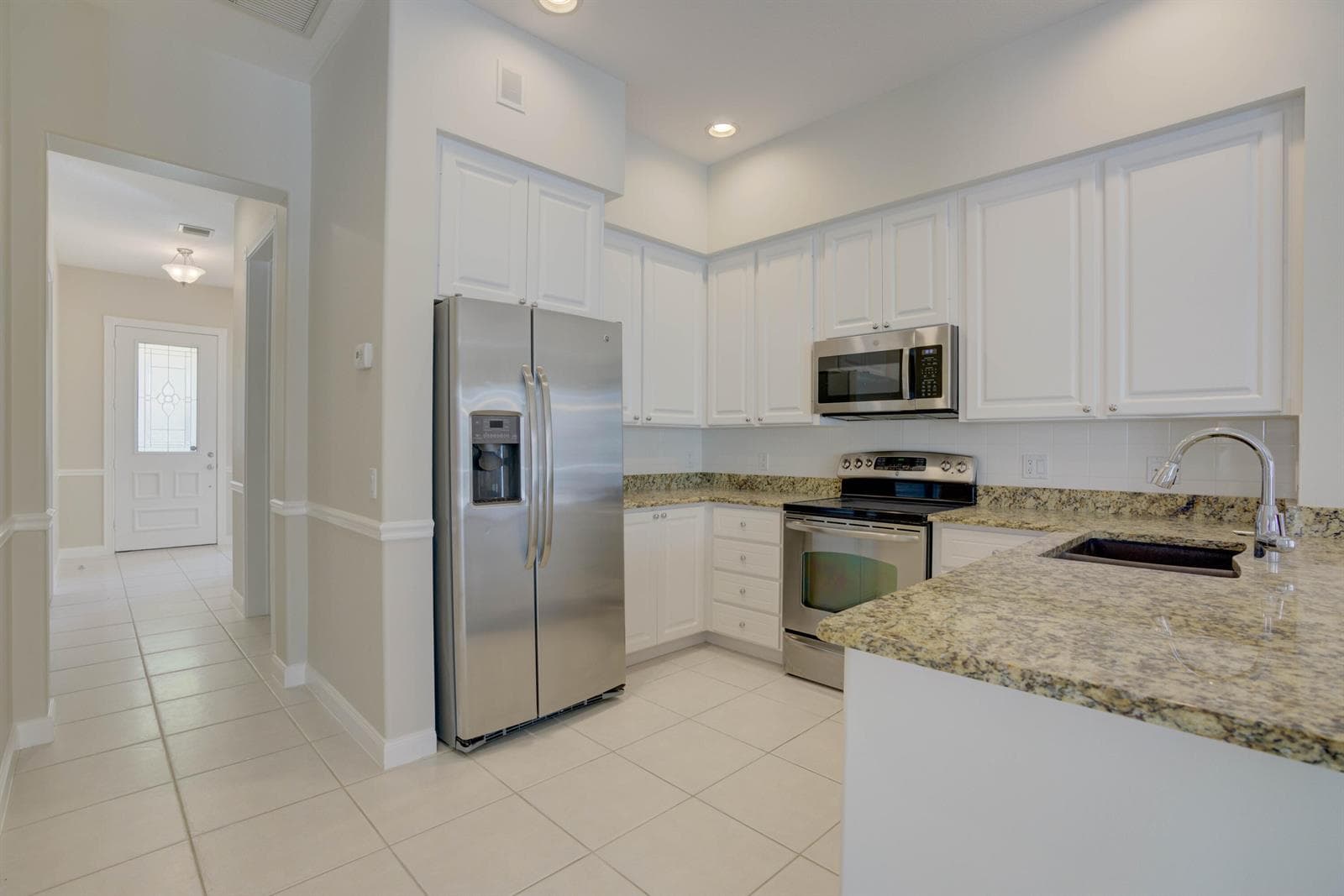256 San Remo Drive, Jupiter, FL 33458 photo 2