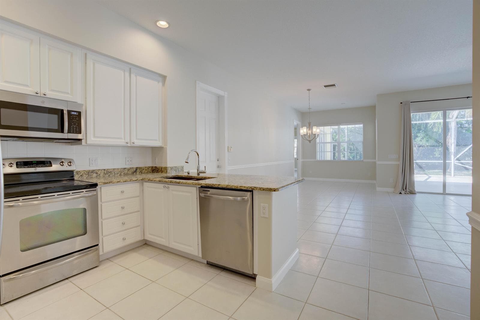 256 San Remo Drive, Jupiter, FL 33458 photo 3