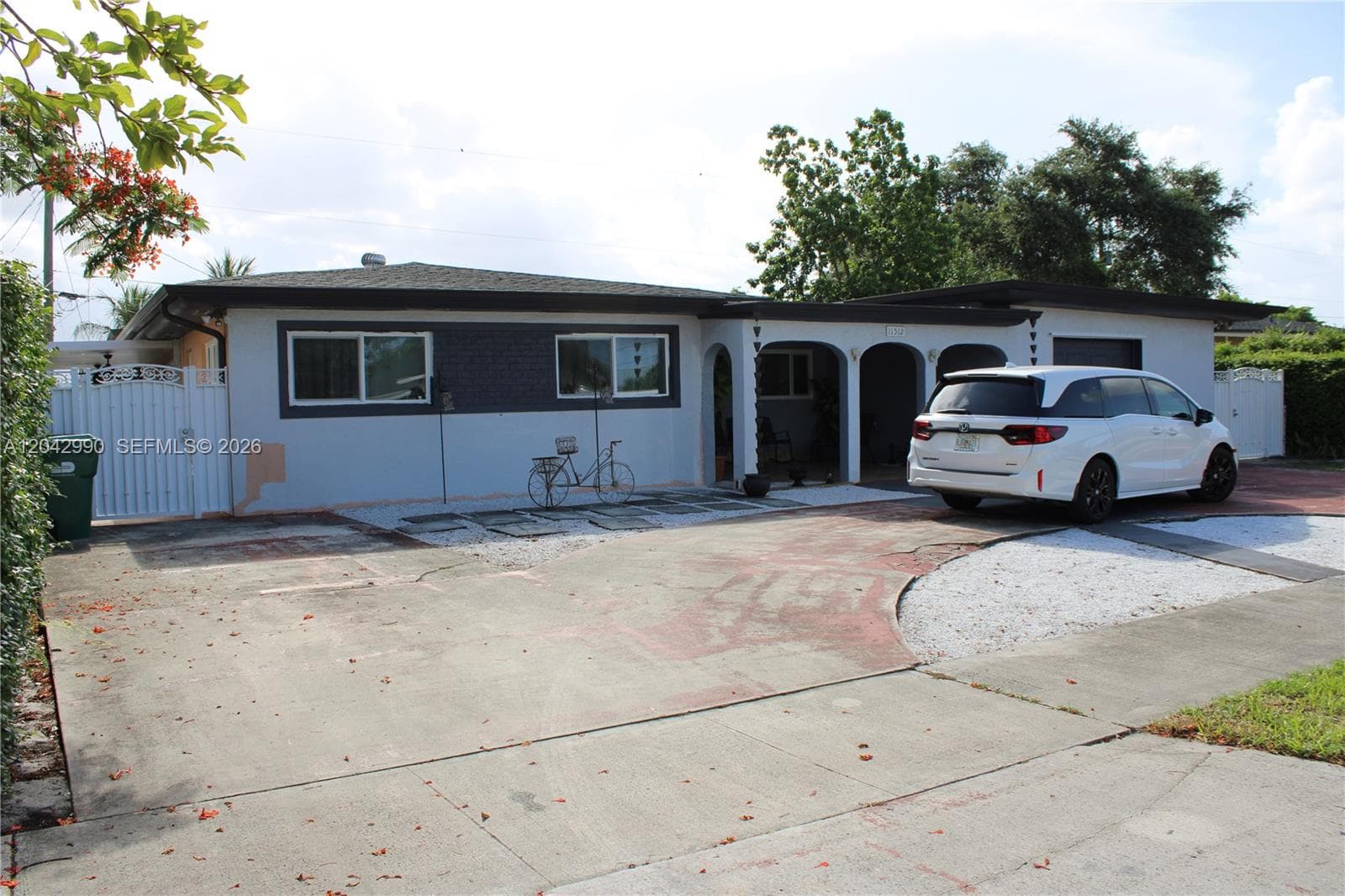 11512 NW 58th Ave, Hialeah, FL 33012 photo 3