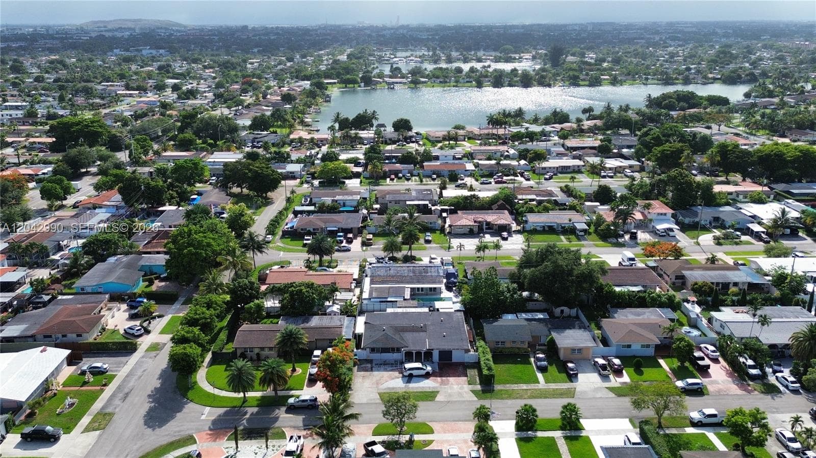11512 NW 58th Ave, Hialeah, FL 33012 photo 4