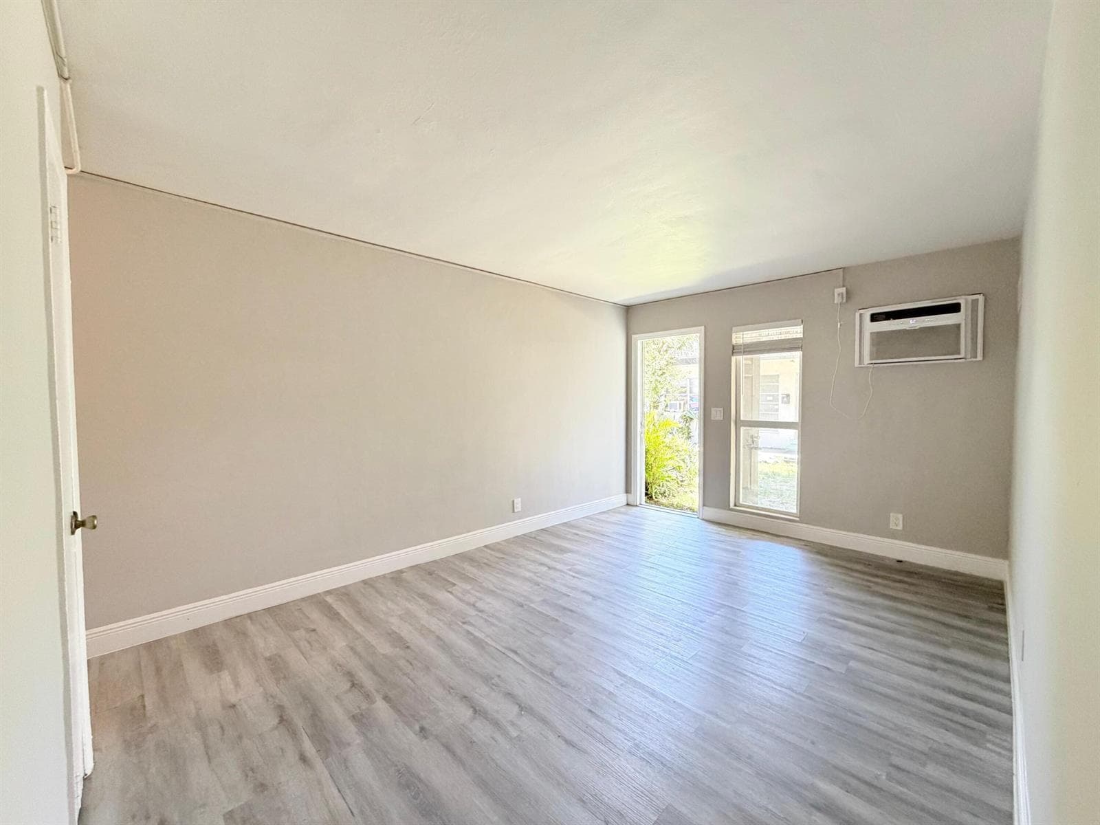 809 2nd Street # 2, West Palm Beach, FL 33401 photo 4