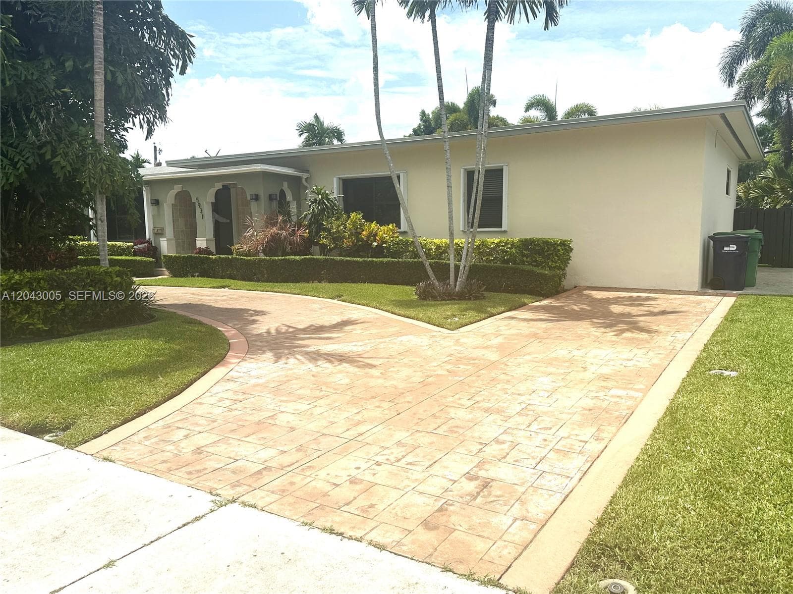 5931 SW 46th St, Miami, FL 33155 photo 4