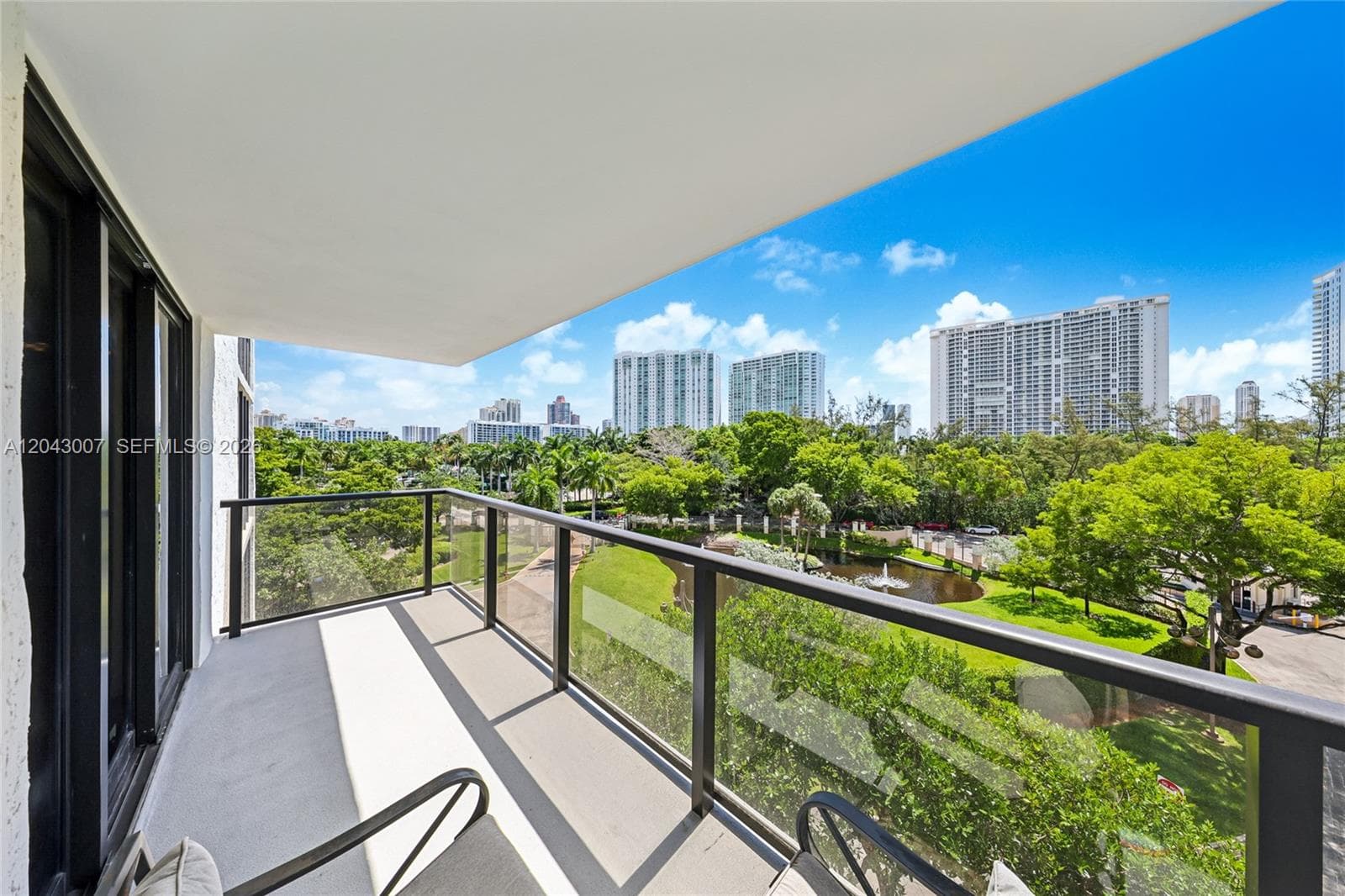 18181 NE 31st Ct # 506, Aventura, FL 33160 photo 2