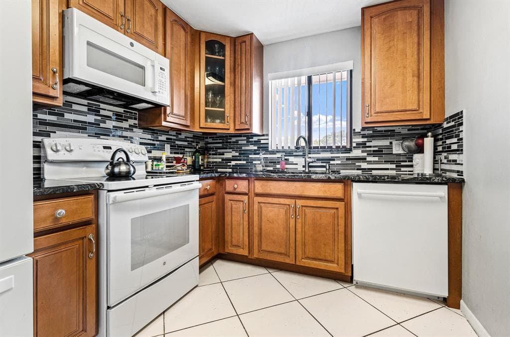7442 Ashmont Circle # 203, Tamarac, FL 33321 photo 4