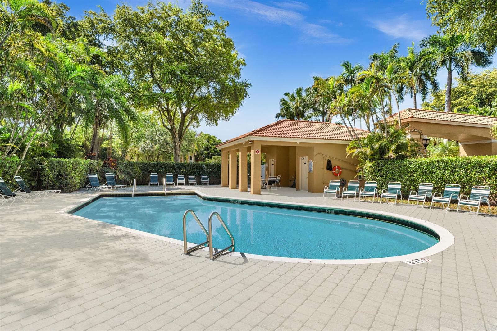 11251 Lakeview Drive # 21-f, Coral Springs, FL 33071 photo 5