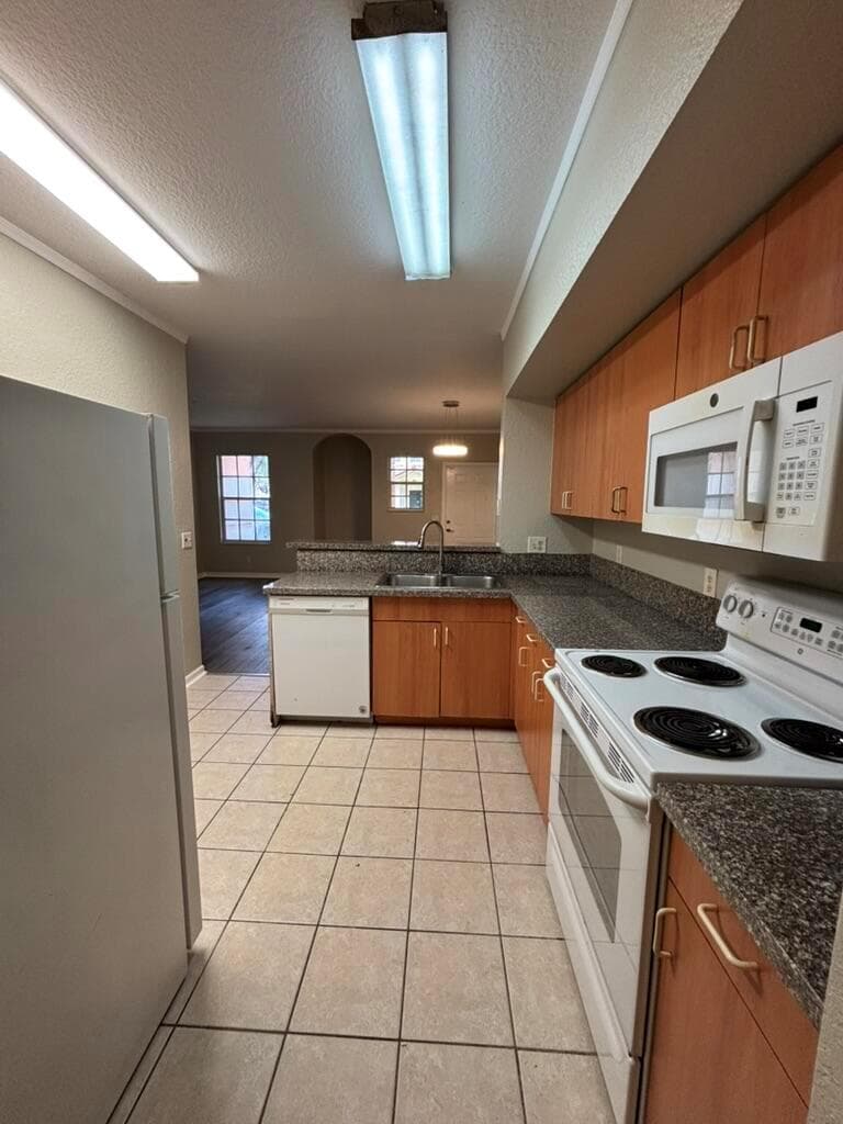 2412 Belmont Lane, North Lauderdale, FL 33068 photo 3