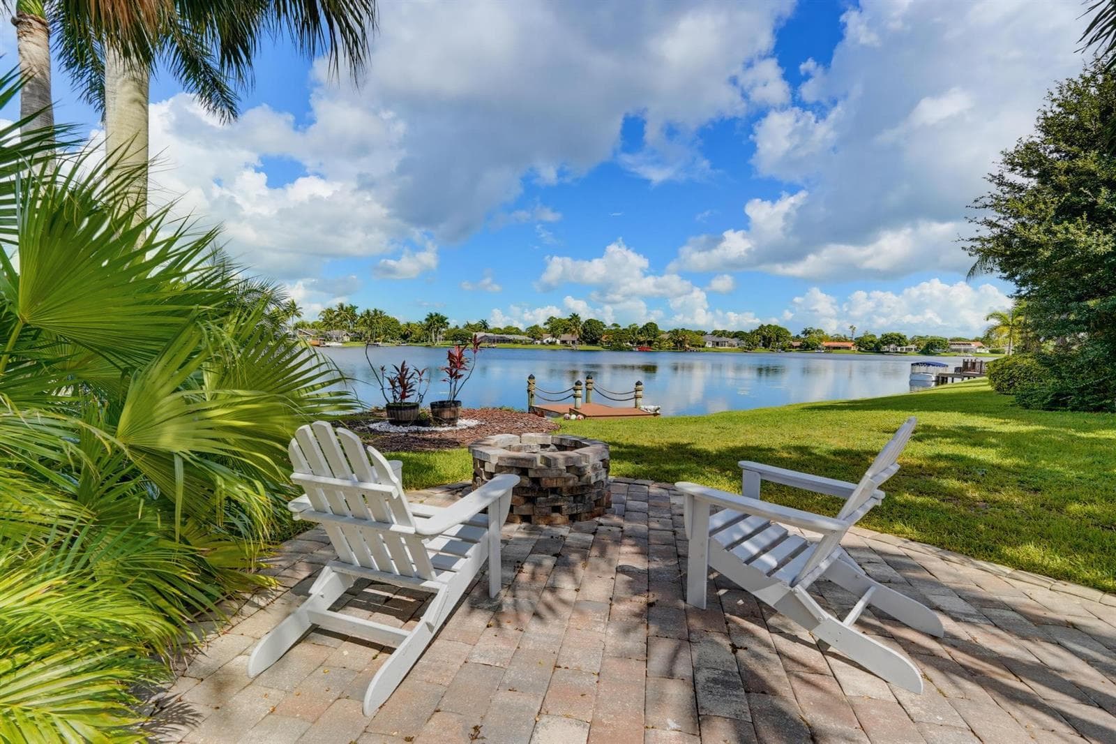 1619 Wiltshire Village Drive, Wellington, FL 33414 photo 2