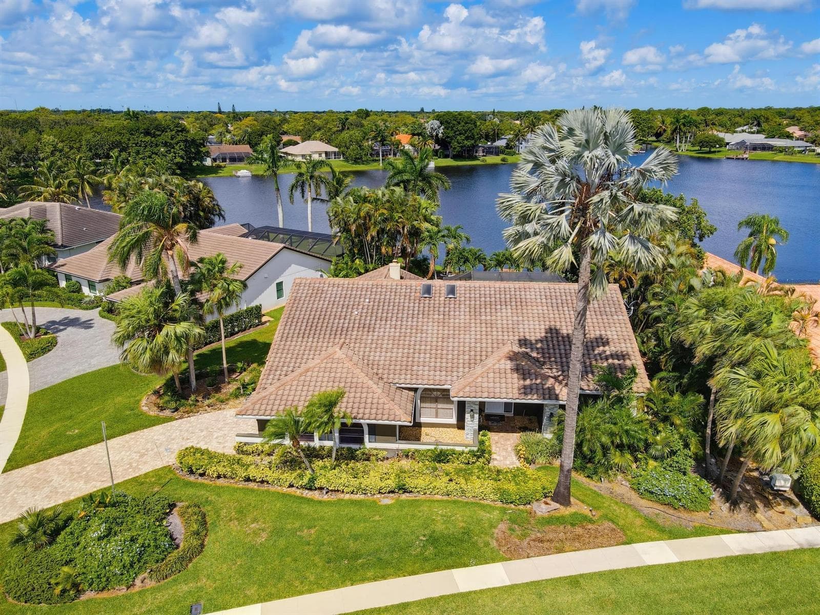 1619 Wiltshire Village Drive, Wellington, FL 33414