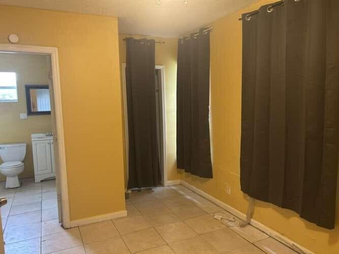 1226 NW 23rd Terrace, Fort Lauderdale, FL 33311 photo 5