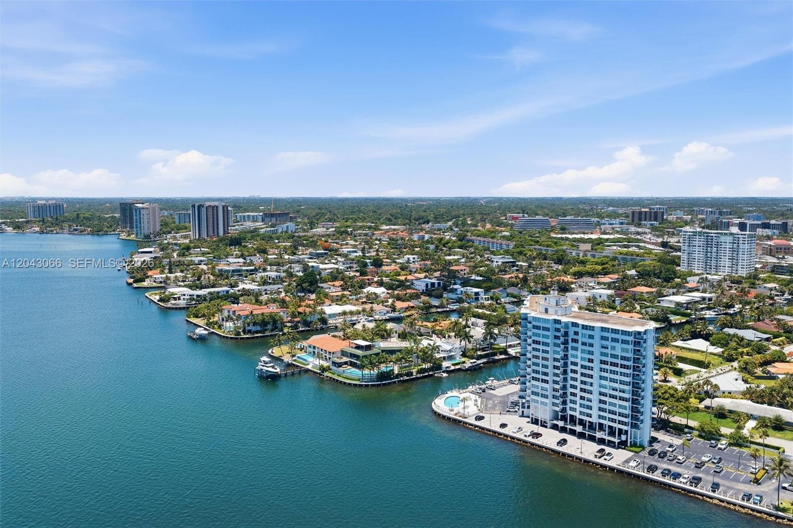 11930 N Bayshore Dr # 609, North Miami, FL 33181 photo 2