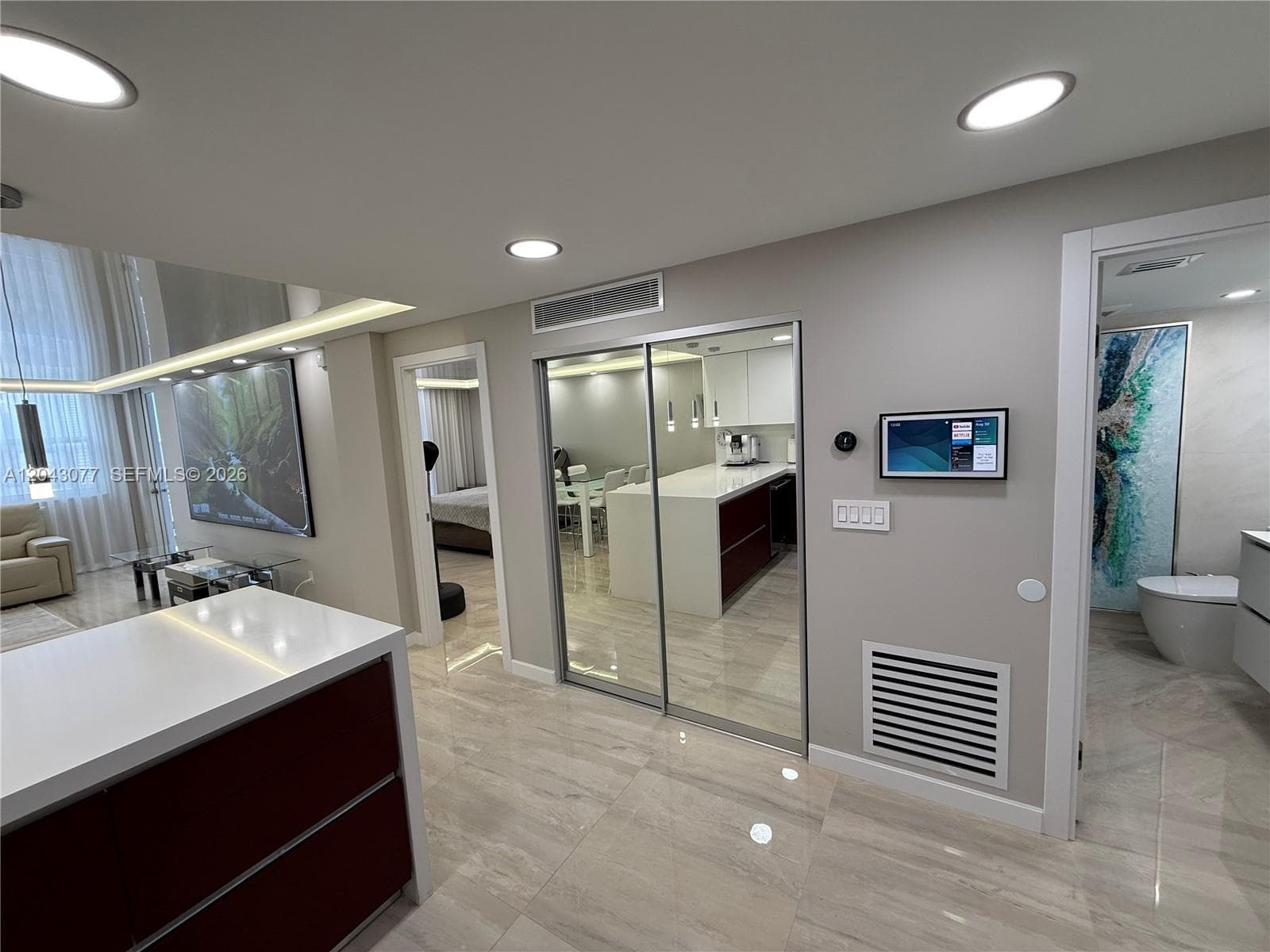 1849 S Ocean Dr # PH5, Hallandale Beach, FL 33009 photo 3