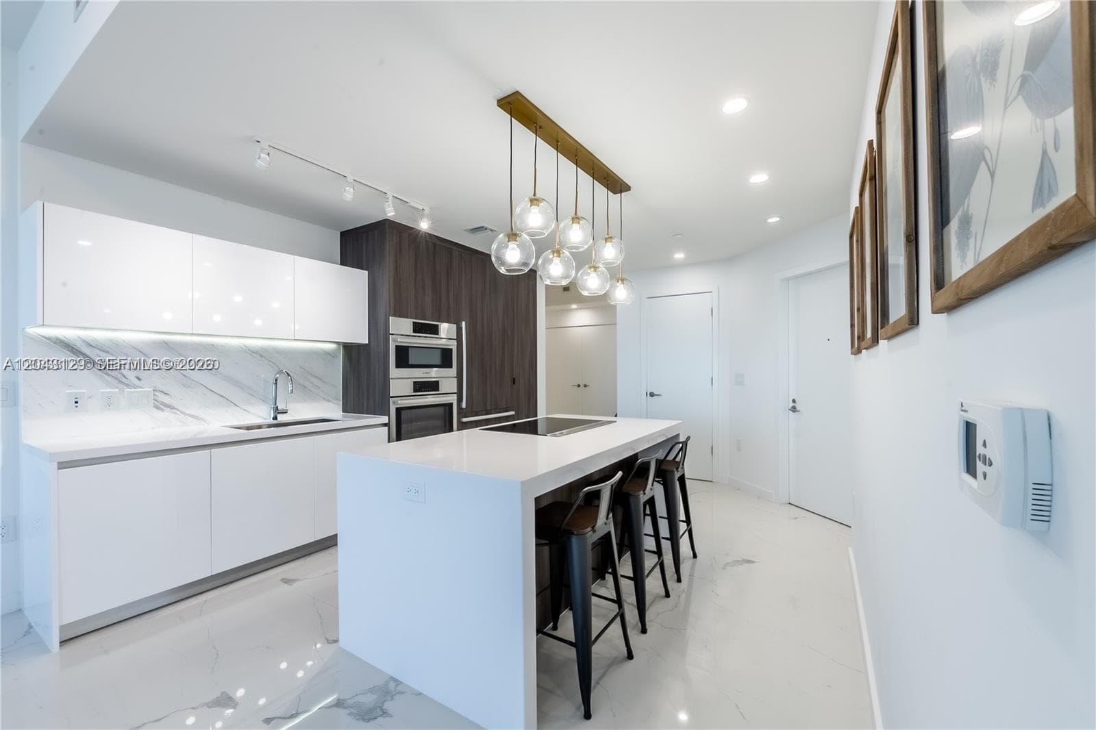 851 NE 1st Ave # 3308, Miami, FL 33132 photo 3