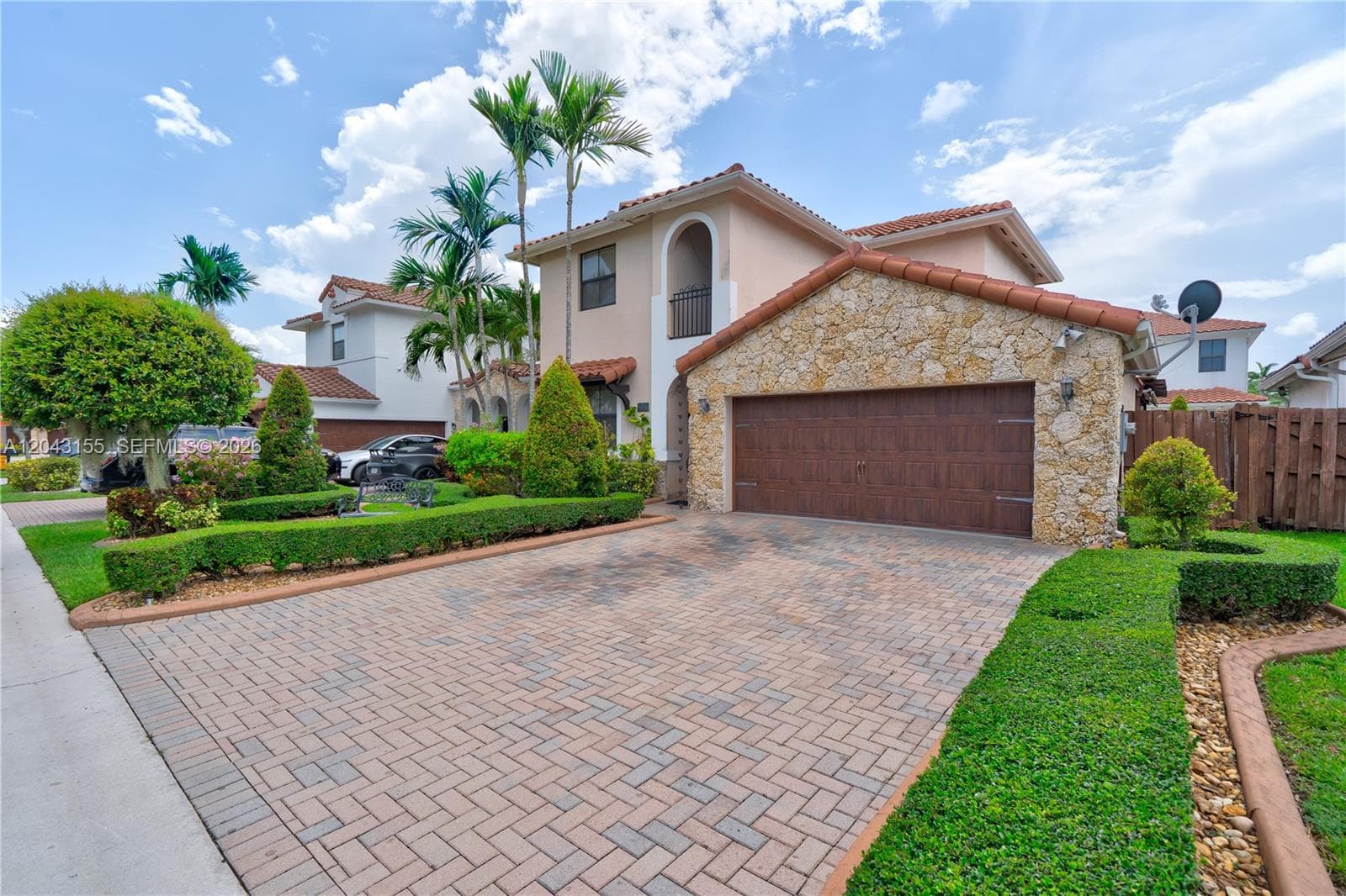 1016 NW 99th Psge # 1016, Miami, FL 33172 photo 4