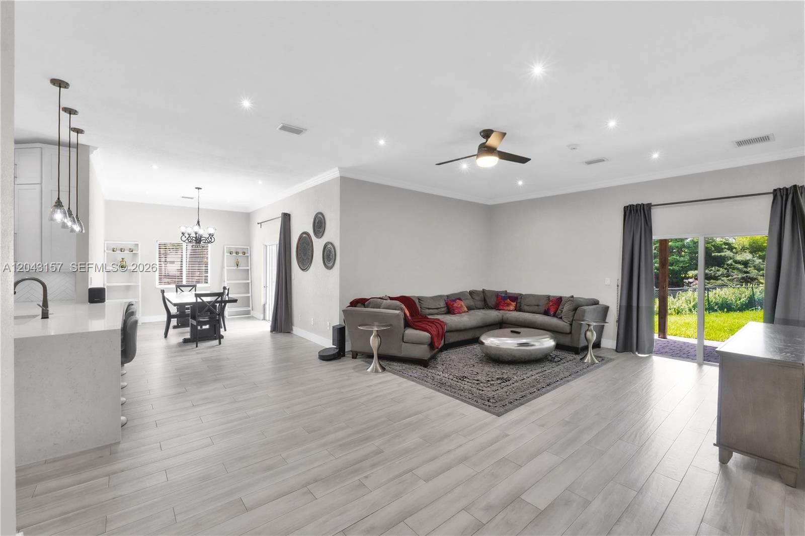 720 S Old Nob Hill Rd, Plantation, FL 33324 photo 5