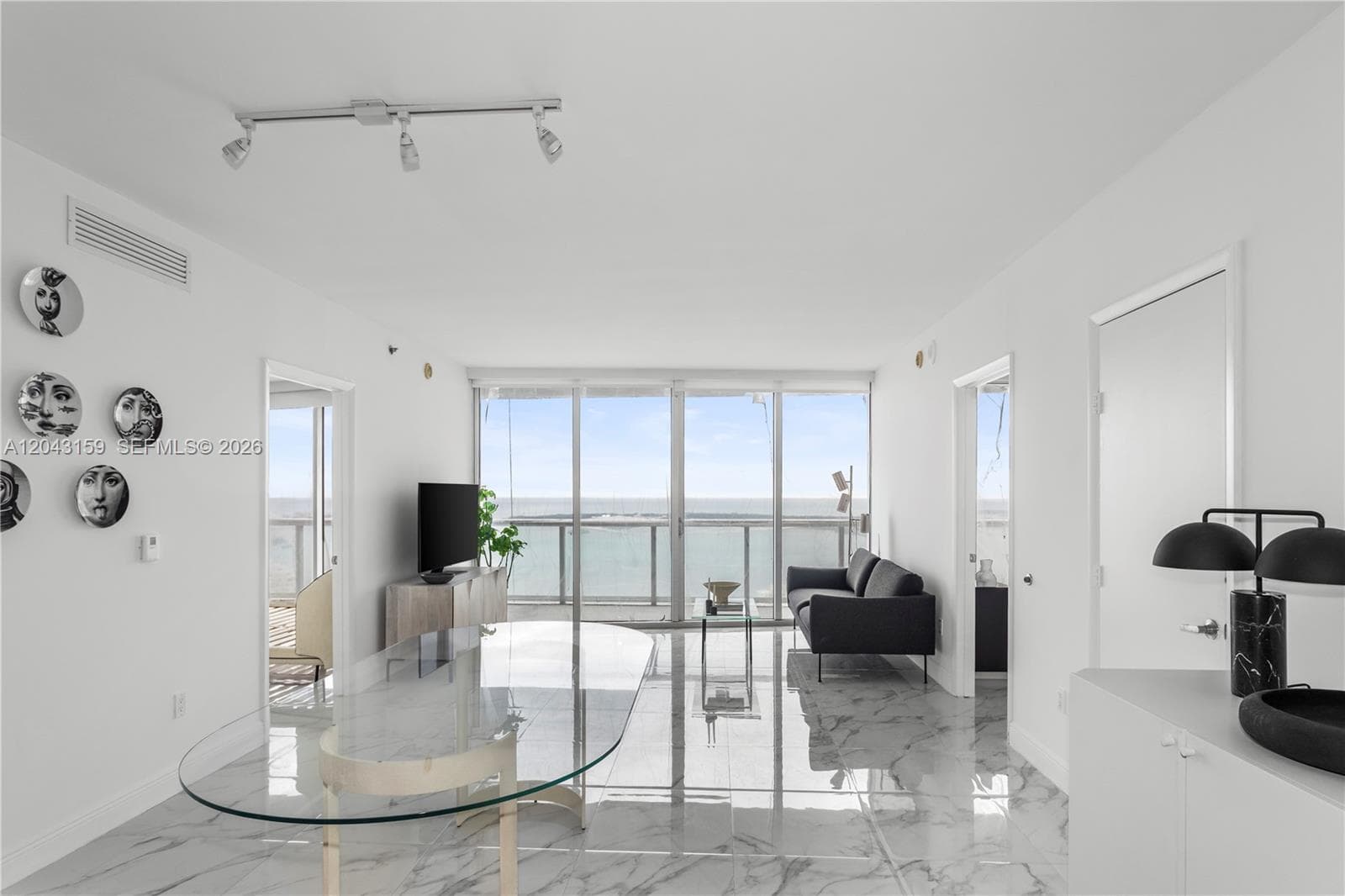 465 Brickell Ave # 5505, Miami, FL 33131 photo 5
