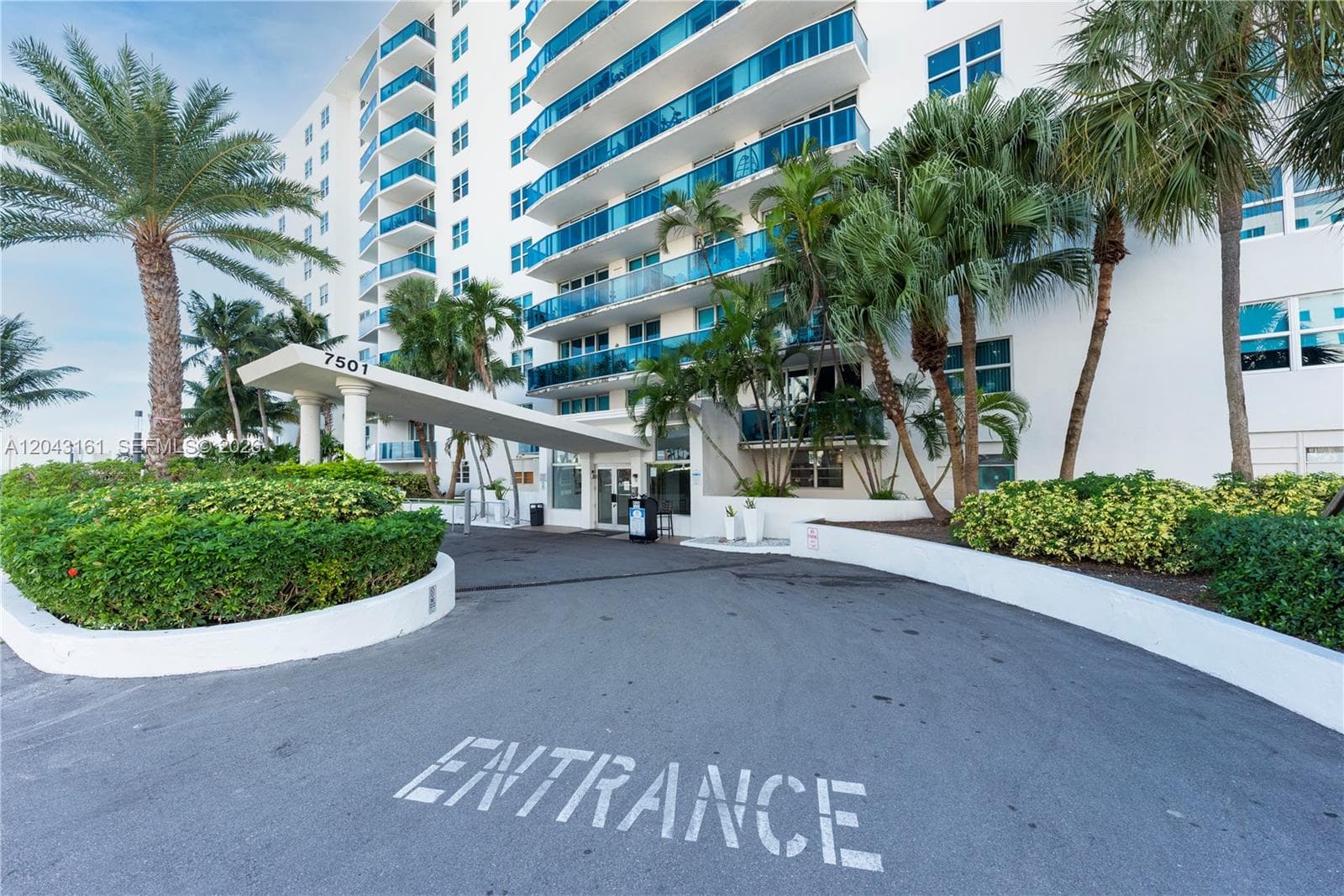 7501 E Treasure Dr # 6A, North Bay Village, FL 33141