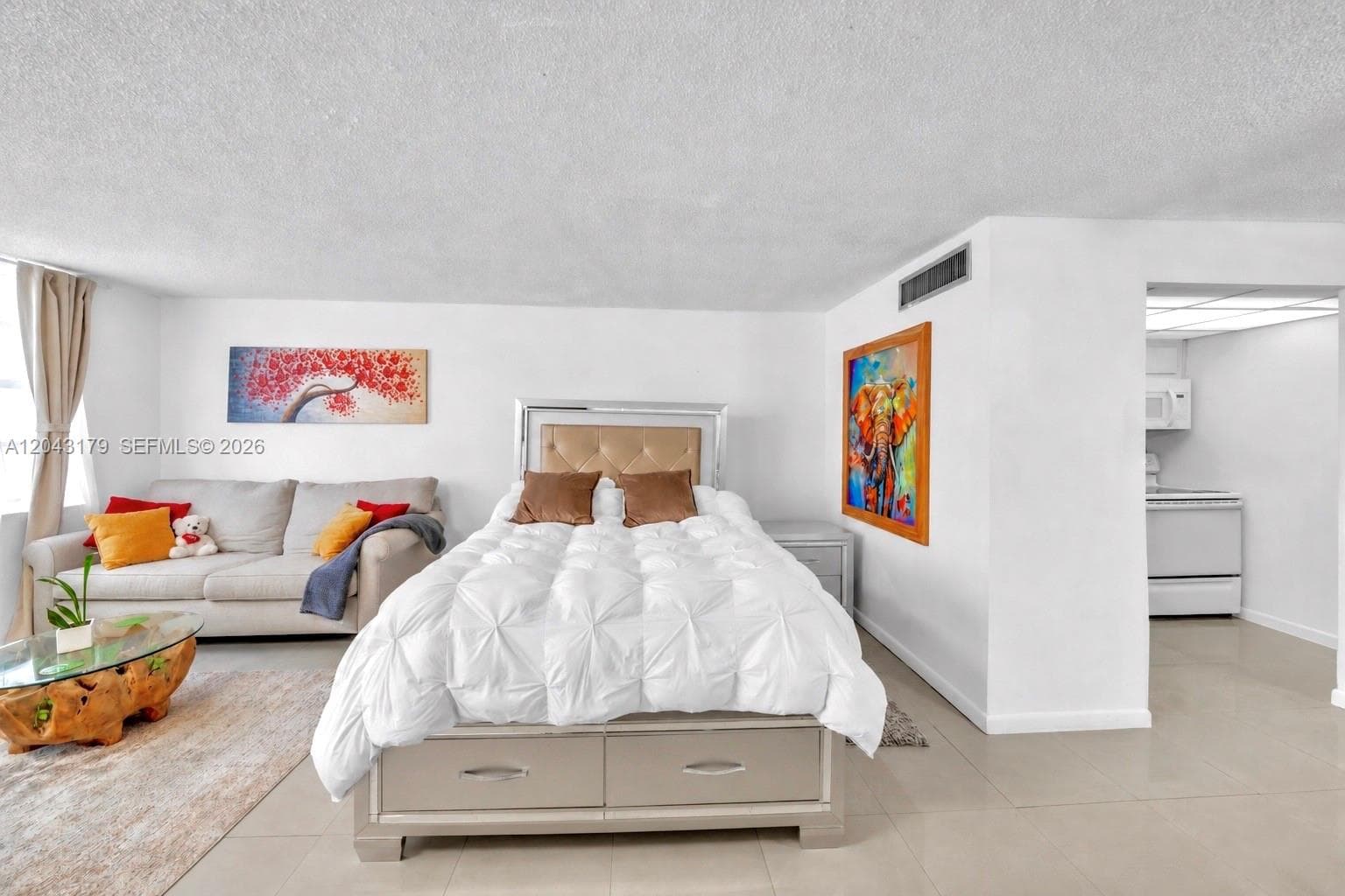 250 174th St # 810(Available Now), Sunny Isles Beach, FL 33160 photo 2