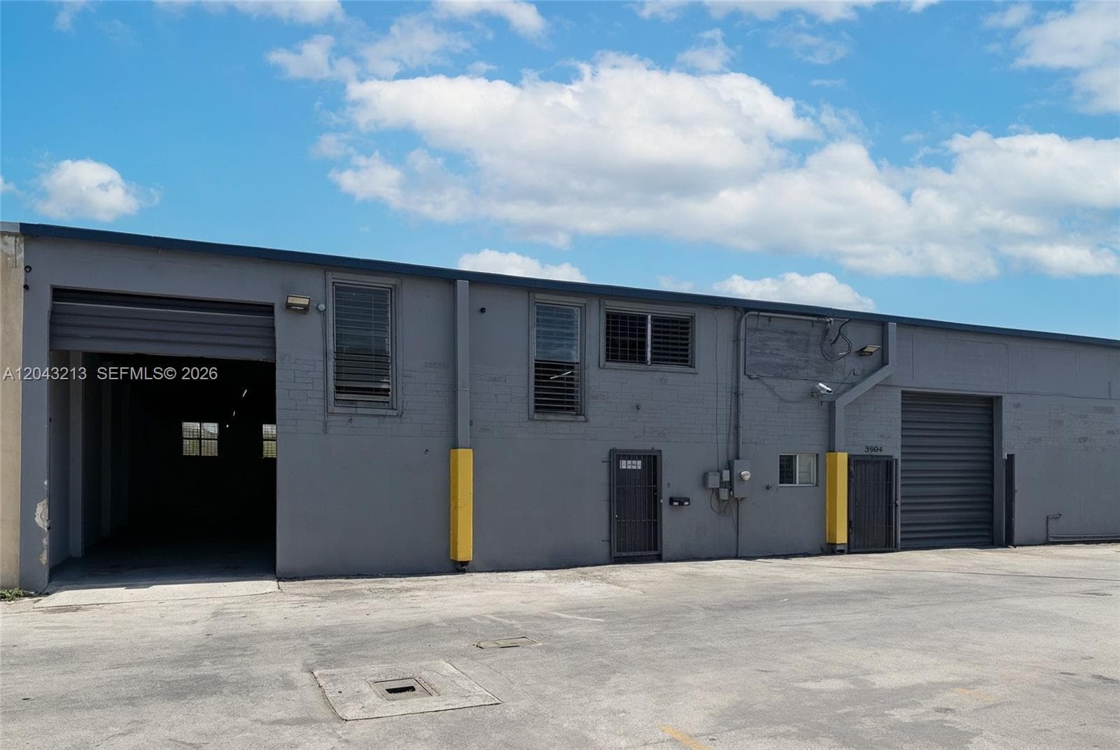 3904 NW 32nd Ave, Miami, FL 33142 photo 2